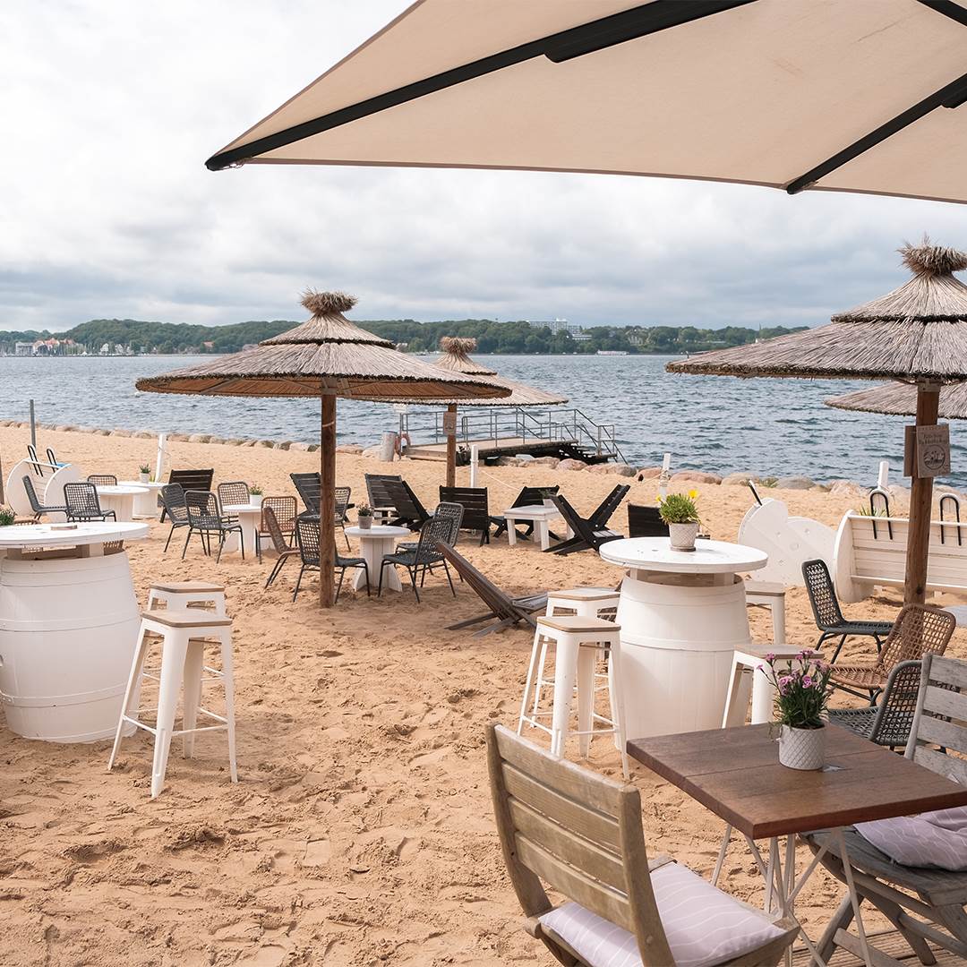 Zantopps Fährhaus ligger på stranden i Kiel.